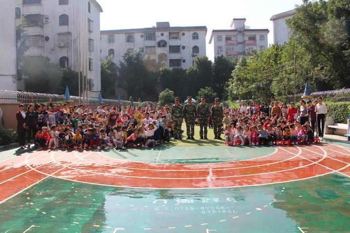 消防戰(zhàn)士走進幼兒園，共筑消防安全新防線 